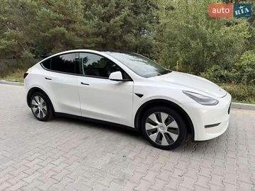 Авто Tesla Model Y 2021 № 8142733