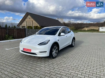Авто Tesla Model Y 2022 № 8142734