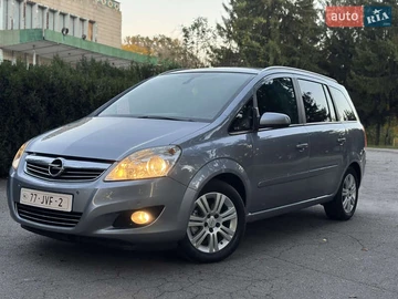 Авто Opel Zafira 2010 № 8143201