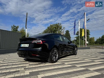 Авто Tesla Model 3 2021 № 8143669