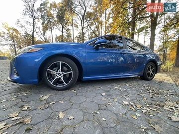 Авто Toyota Camry 2019 № 8143691