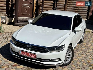 Авто Volkswagen Passat 2017 № 8143710