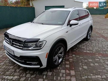 Авто Volkswagen Tiguan 2019 № 8143803