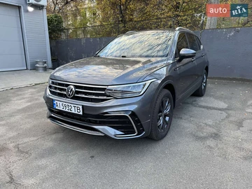 Авто Volkswagen Tiguan 2023 № 8143813