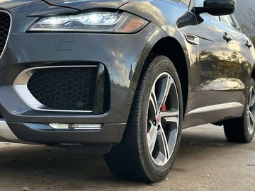 Авто Jaguar F-Pace 2018 № 8143848