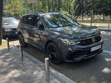 Авто Volkswagen Tiguan 2022 № 8143849