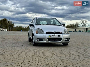 Авто Toyota Yaris 2001 № 8143957