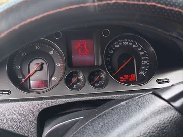 Авто Volkswagen Passat 2005 № 8144135