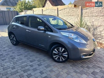 Авто Nissan Leaf 2015 № 8144251