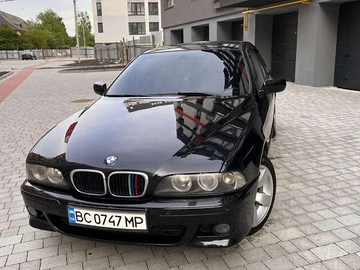 Авто BMW 5 Series 2002 № 8144263