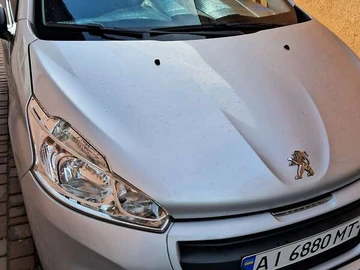 Авто Peugeot 208 2015 № 8144324