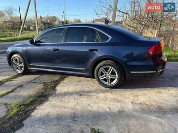 Авто Volkswagen Passat 2012 № 8144335