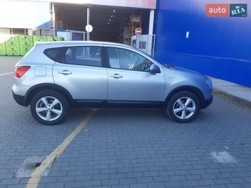Авто Nissan Qashqai 2010 № 8144377