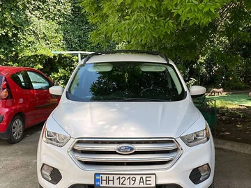 Авто Ford Escape 2018 № 8144494