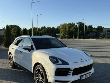 Авто Porsche Cayenne 2019 № 8144563