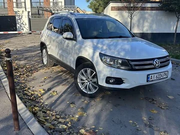 Авто Volkswagen Tiguan 2015 № 8144608