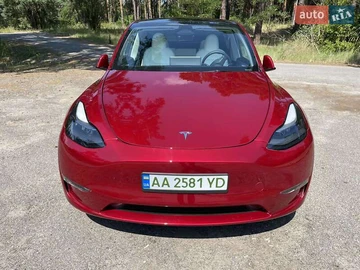 Авто Tesla Model Y 2024 № 8144673