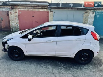 Авто Ford Fiesta 2016 № 8144840