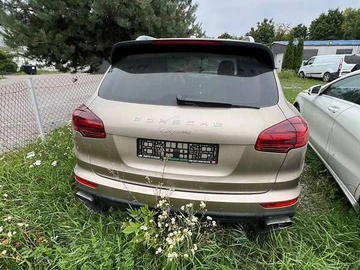 Авто Porsche Cayenne 2015 № 8144917