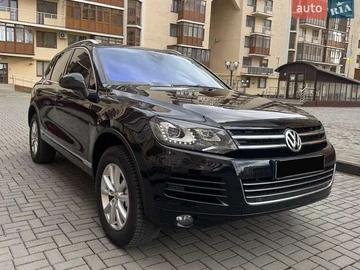 Авто Volkswagen Touareg 2013 № 8144991
