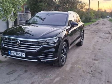 Авто Volkswagen Touareg 2020 № 8145014