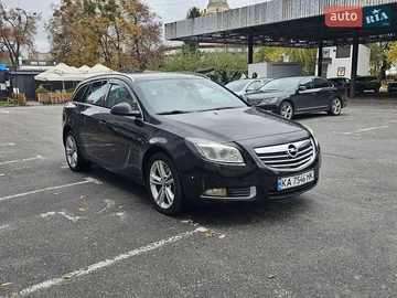 Авто Opel Insignia 2010 № 8145054
