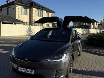 Авто Tesla Model X 2018 № 8145337