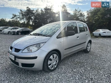 Авто Mitsubishi Colt 2004 № 8145463
