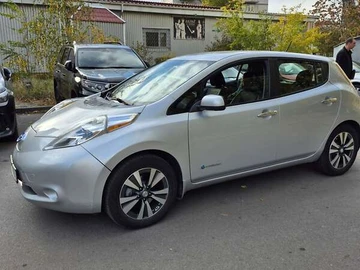 Авто Nissan Leaf 2015 № 8145511