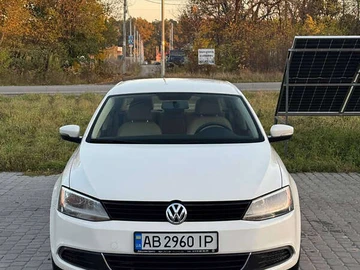 Авто Volkswagen Jetta 2012 № 8145541