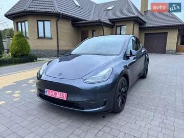 Авто Tesla Model Y 2023 № 8145794