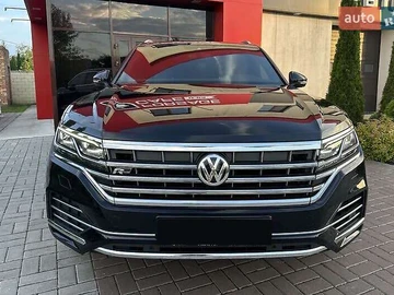 Авто Volkswagen Touareg 2020 № 8145931