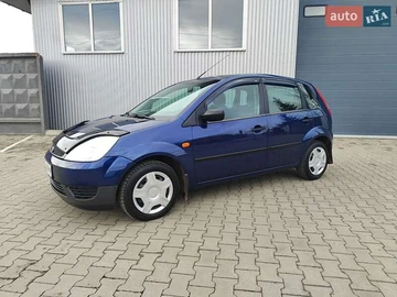 Авто Ford Fiesta 2004 № 8145944