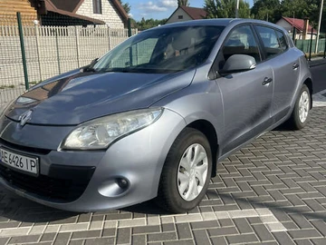 Авто Renault Megane 2010 № 8146060
