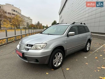 Авто Mitsubishi Outlander 2005 № 8146082