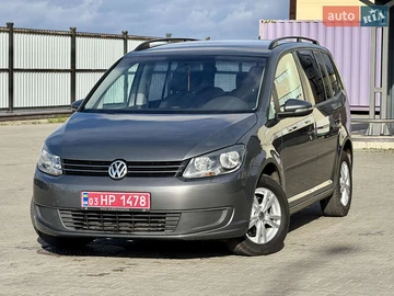 Авто Volkswagen Touran 2011 № 8146223