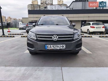 Авто Volkswagen Tiguan 2017 № 8146245