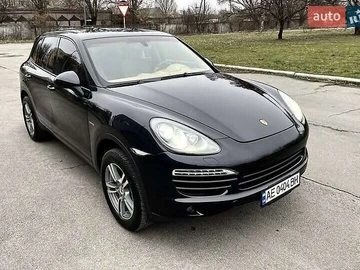 Авто Porsche Cayenne 2011 № 8146373