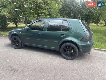 Авто Volkswagen Golf 1999 № 8146476