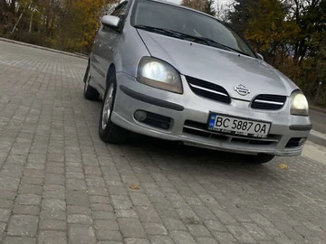 Авто Nissan Almera Tino 2001 № 8146477