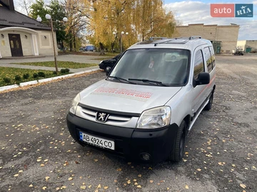 Авто Peugeot Partner 2003 № 8146481