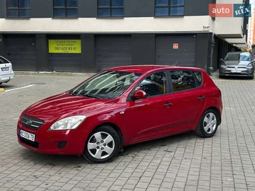 Авто KIA Ceed 2009 № 8146500