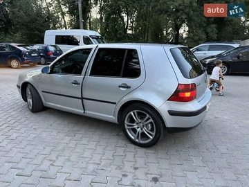 Авто Volkswagen Golf 2002 № 8146502