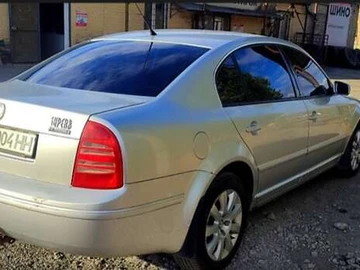 Авто Skoda Superb 2004 № 8146535