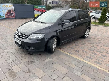 Авто Volkswagen Golf Plus 2005 № 8146537