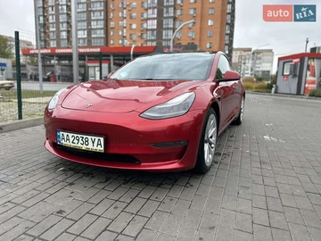 Авто Tesla Model 3 2021 № 8147075