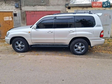 Авто Toyota Land Cruiser 2006 № 8147099