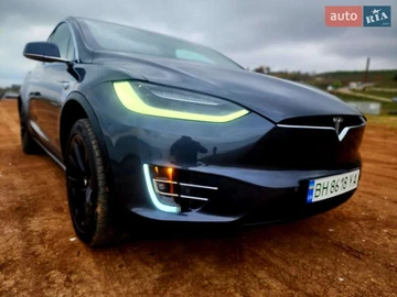 Авто Tesla Model X 2018 № 8147115