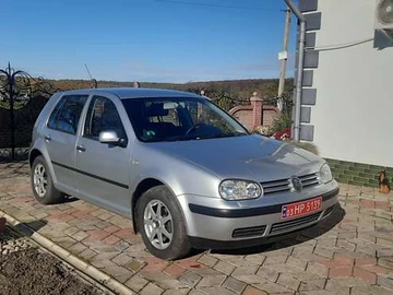 Авто Volkswagen Golf 2002 № 8147310