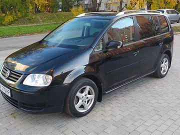 Авто Volkswagen Touran 2005 № 8147324